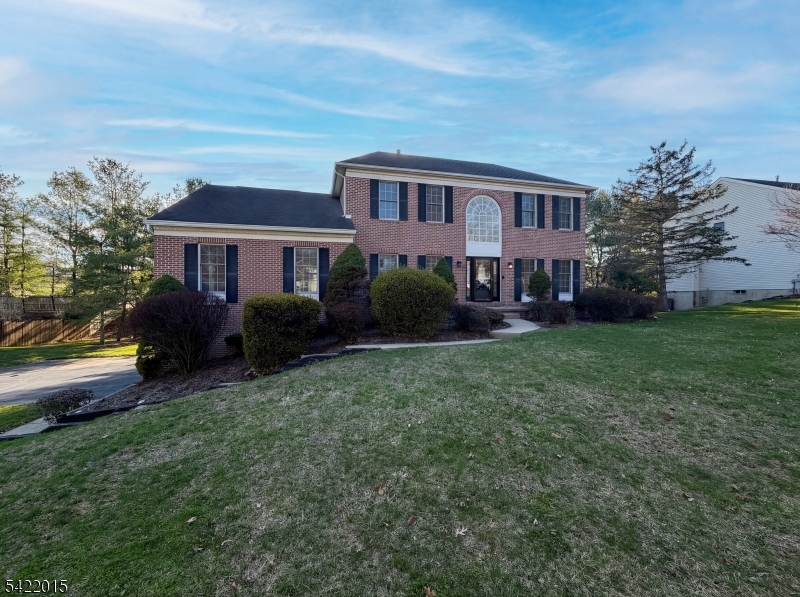 40 Glen Eagles Road Washington, NJ 07882 - Photo 32 of 38 a house view with a garden space