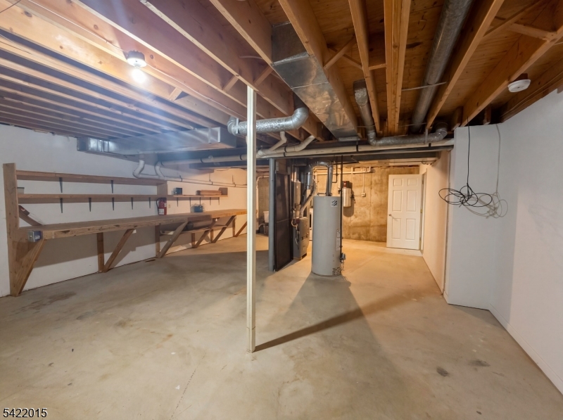 40 Glen Eagles Road Washington, NJ 07882 - Photo 10 of 38