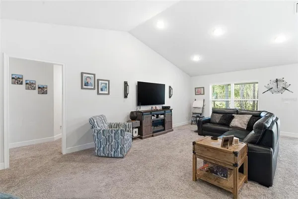 $384,900 | 47 Village Center Drive, Homosassa, FL 34446