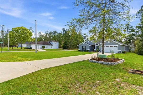 $384,900 | 47 Village Center Drive, Homosassa, FL 34446