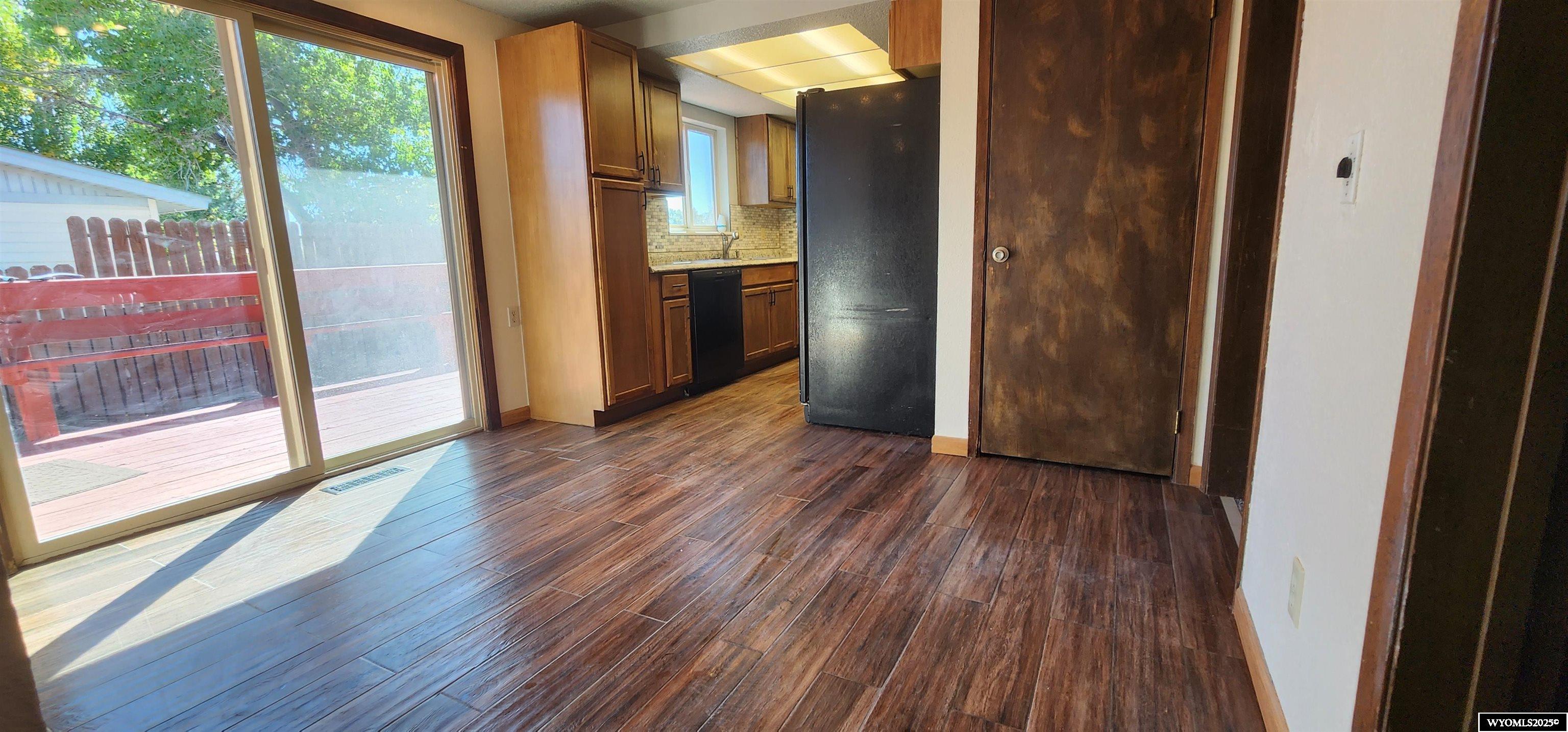 210 Mountain Road Rock Springs, WY 82901 - Photo 14 of 35