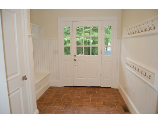 3 Graham Road Lexington, MA 02420 - Photo 18 of 26 a view of an empty room