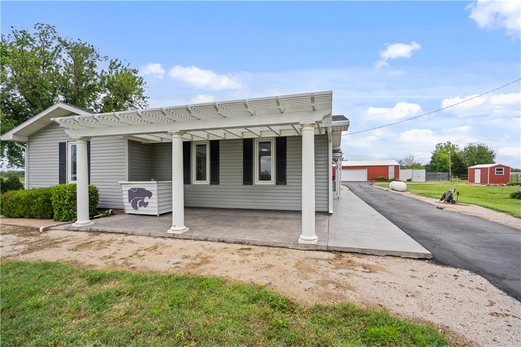 1504 17000 Road Parsons, KS 67357 - Photo 56 of 90