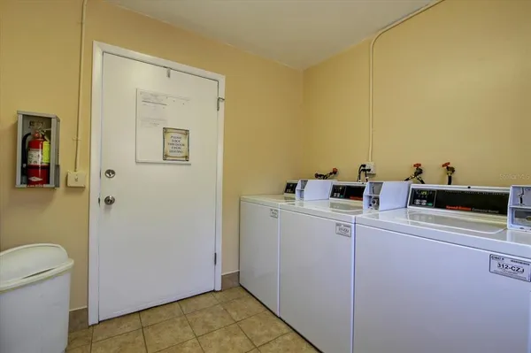 $1,495 | 1975 West Bay Drive, Unit 115, Largo, FL 33770