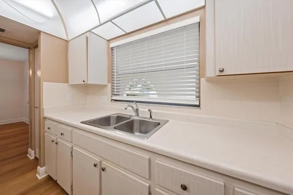 $1,495 | 1975 West Bay Drive, Unit 115, Largo, FL 33770