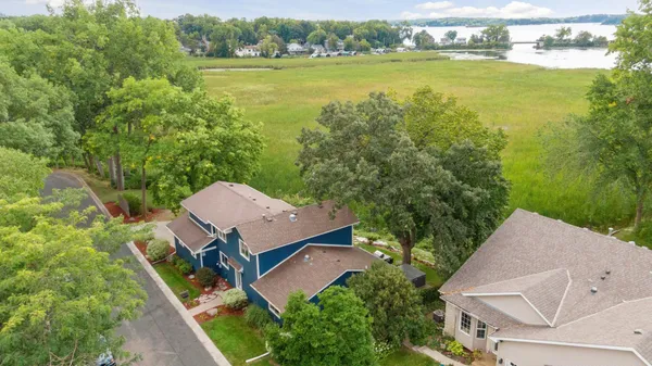 $995,000 | 2561 Wexford Lane, Mound, MN 55364