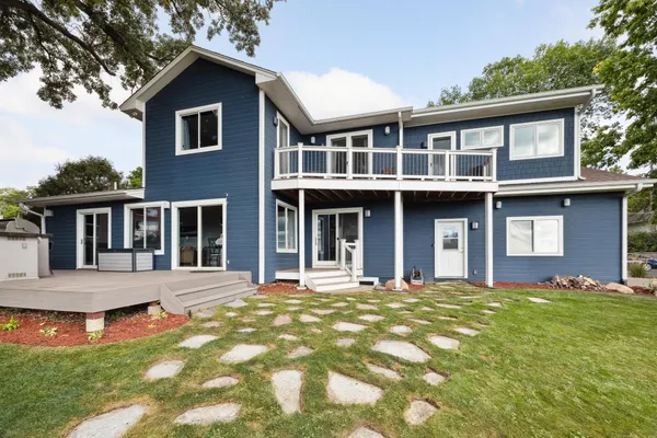 $995,000 | 2561 Wexford Lane, Mound, MN 55364