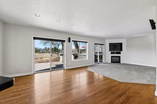 $995,000 | 2561 Wexford Lane, Mound, MN 55364