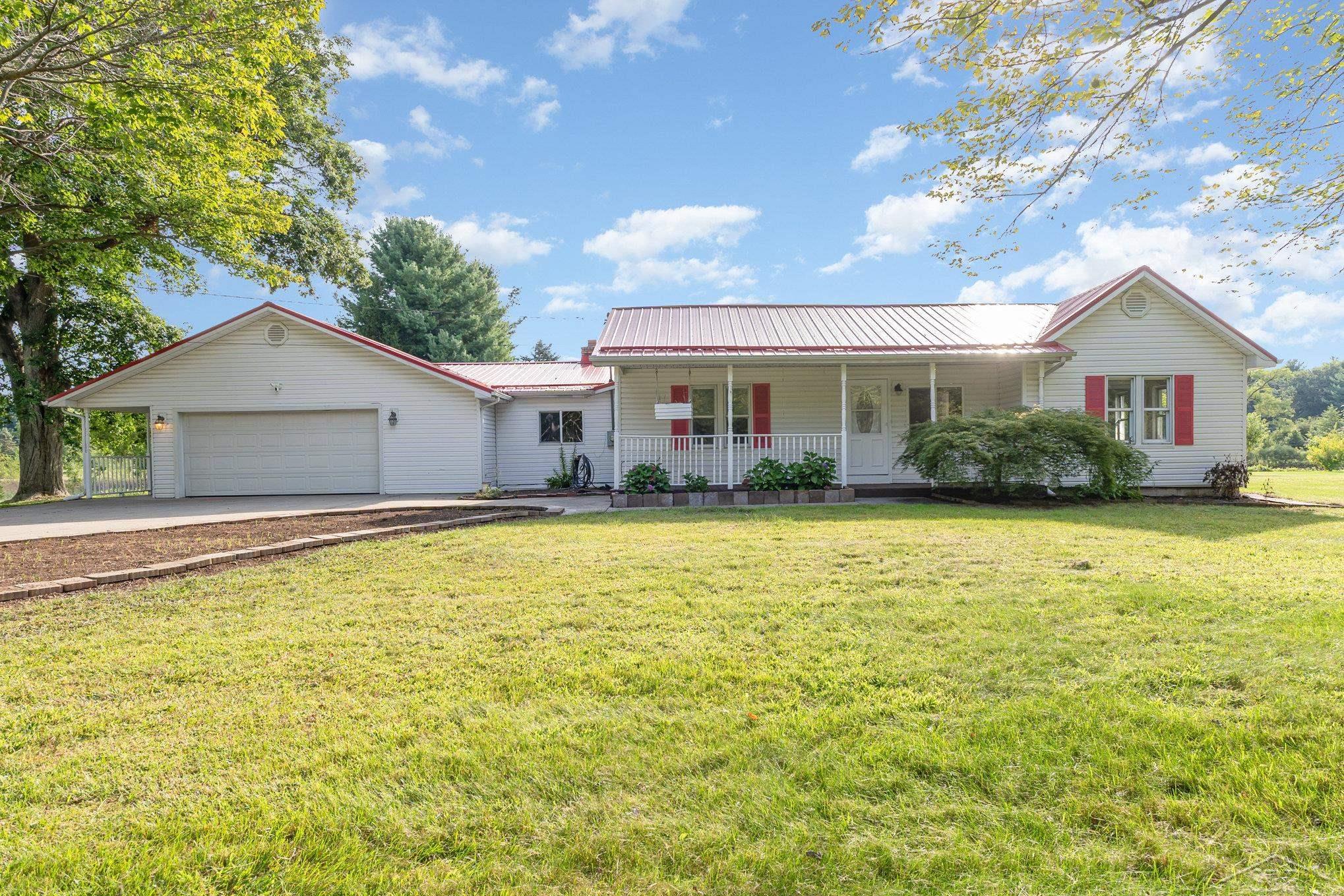 12711 Nichols Road Burt, MI 48417 - Photo 2 of 31