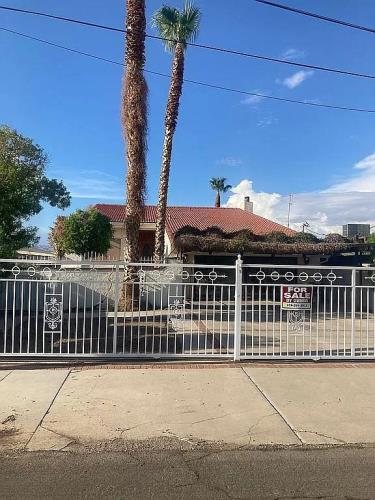 1057 Terrace Drive Bullhead City, AZ 86442 - Photo 4 of 9