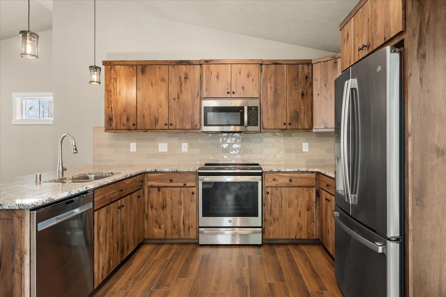 614 South Colville Road Deer Park, WA 99006 - Photo 16 of 33 Gallery Image 16