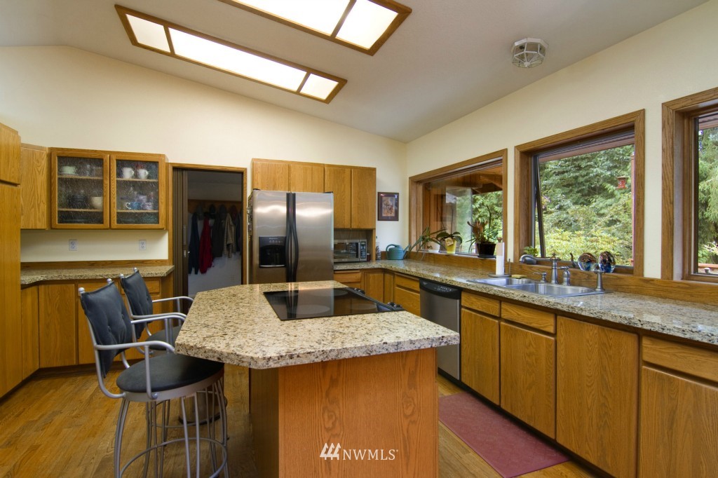 875 Palmer Road Bellingham, WA 98229 - Photo 8 of 22 Gallery Image 8