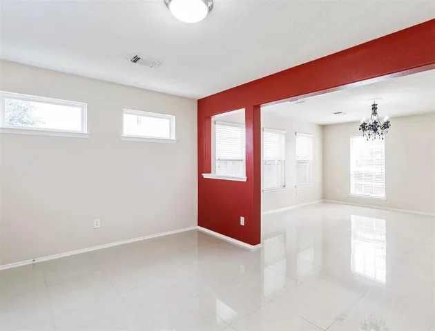 $2,350 | 11015 Shumard Oak Court, Houston, TX 77065