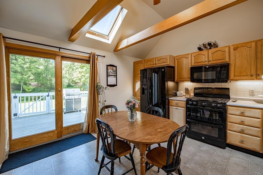1048 North Brookfield Road Oakham, MA 01068 - Photo 24 of 41