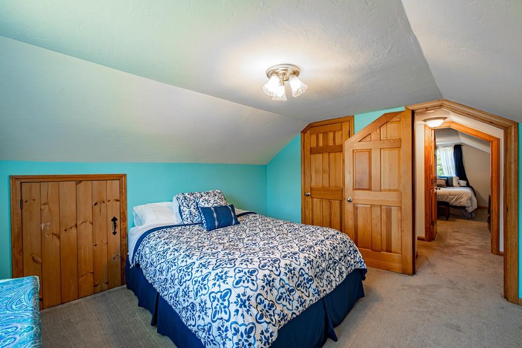 1048 North Brookfield Road Oakham, MA 01068 - Photo 39 of 41