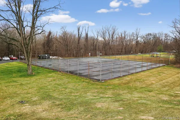 $227,000 | 25(2F Village Park Drive, Unit 3A, Fishkill, NY 12524