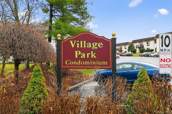 $227,000 | 25(2F Village Park Drive, Unit 3A, Fishkill, NY 12524