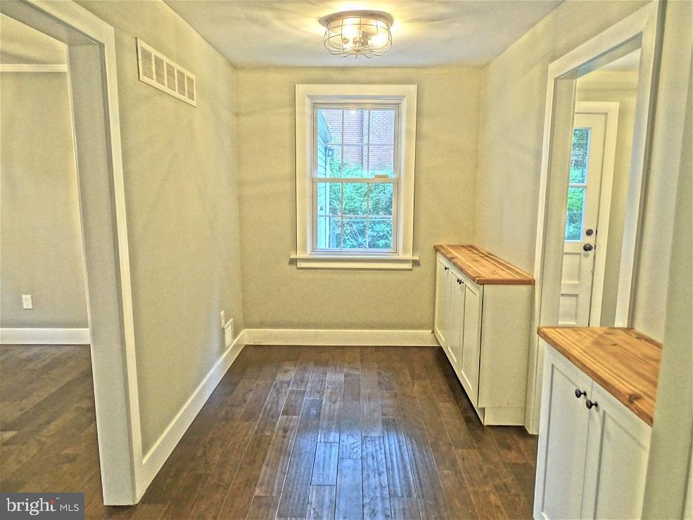 1235 Spring Valley Lane West Chester, PA 19380 - Photo 14 of 31