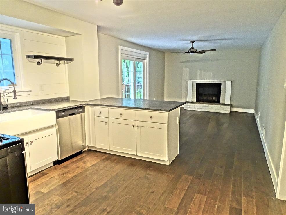 1235 Spring Valley Lane West Chester, PA 19380 - Photo 7 of 31