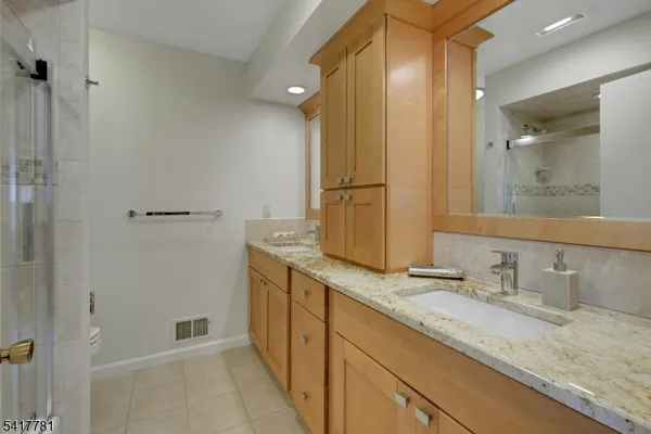 $969,000 | 6 Lynnfield Drive, Morristown, NJ 07960