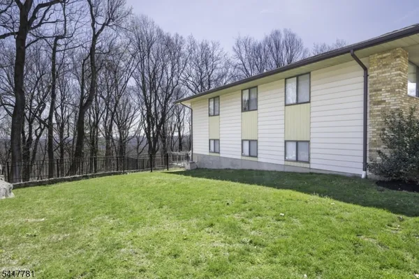 $969,000 | 6 Lynnfield Drive, Morristown, NJ 07960