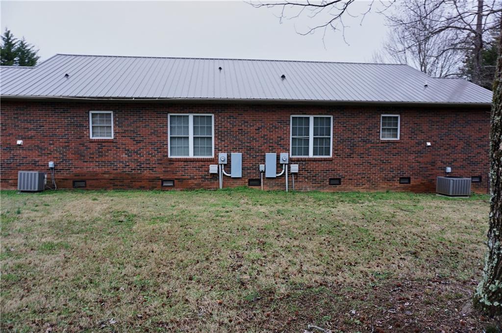 5929 Lee Cline Road Conover, NC 28613 - Photo 32 of 33 Gallery Image 32