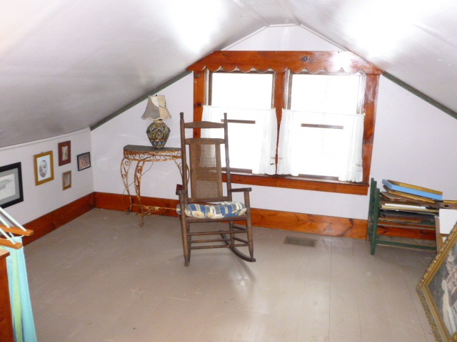 509 Center Road Hillsborough, NH 03244 - Photo 14 of 25 Gallery Image 14