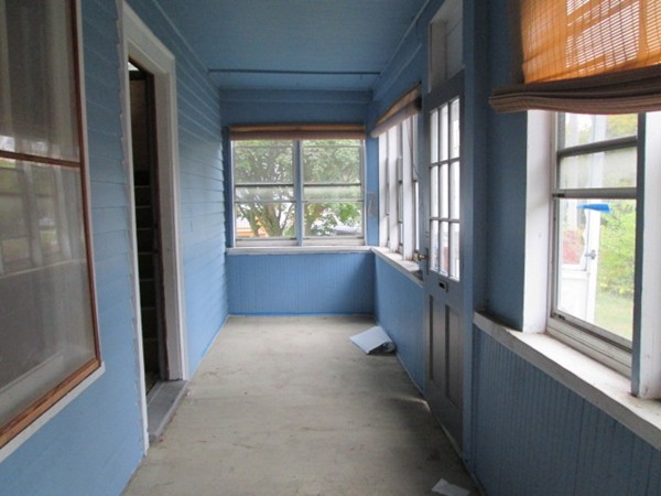 29 Southold Road Worcester, MA 01607 - Photo 20 of 42 Gallery Image 20