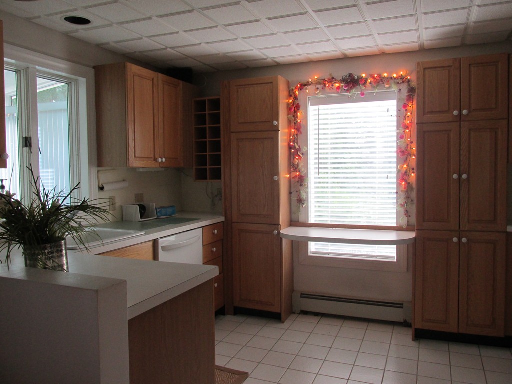 1808 Providence Road Northbridge, MA 01534 - Photo 4 of 28 Gallery Image 4