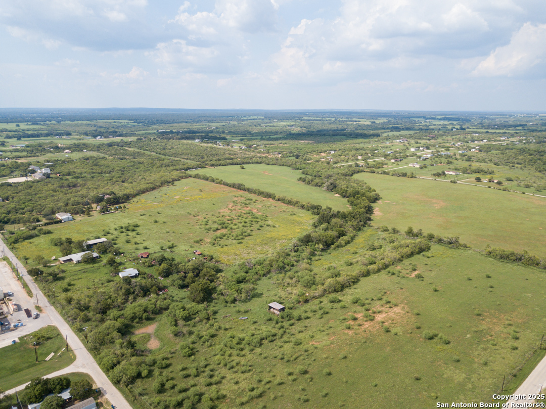 1804 Sutherland Springs Road Floresville, TX 78114 - Photo 13 of 23 a view of an ocean and beach