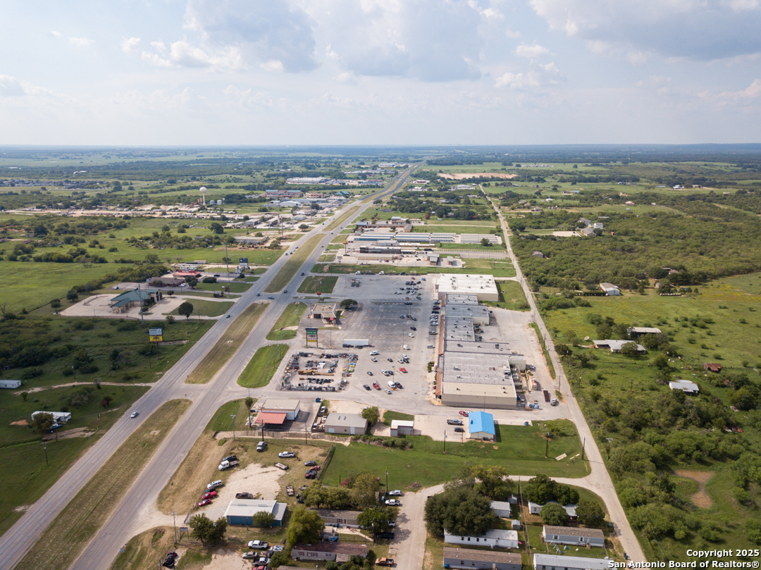 1804 Sutherland Springs Road Floresville, TX 78114 - Photo 14 of 23 a view of a city