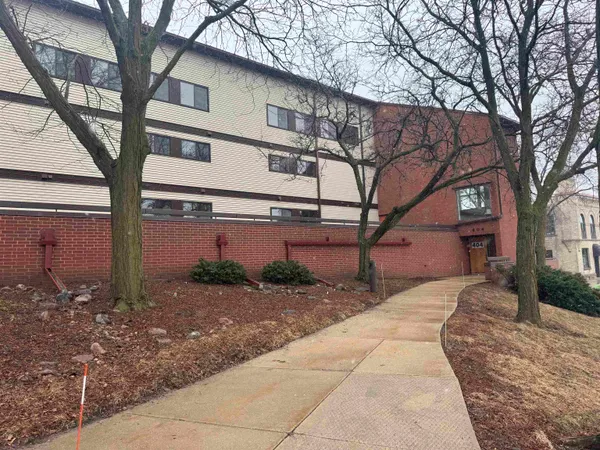 $539,000 | 404 South Blount Street, Unit 303, Madison, WI 53703