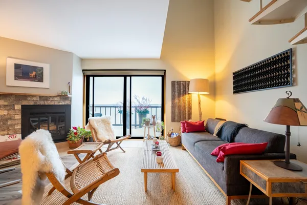 $539,000 | 404 South Blount Street, Unit 303, Madison, WI 53703