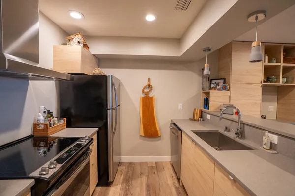 $539,000 | 404 South Blount Street, Unit 303, Madison, WI 53703