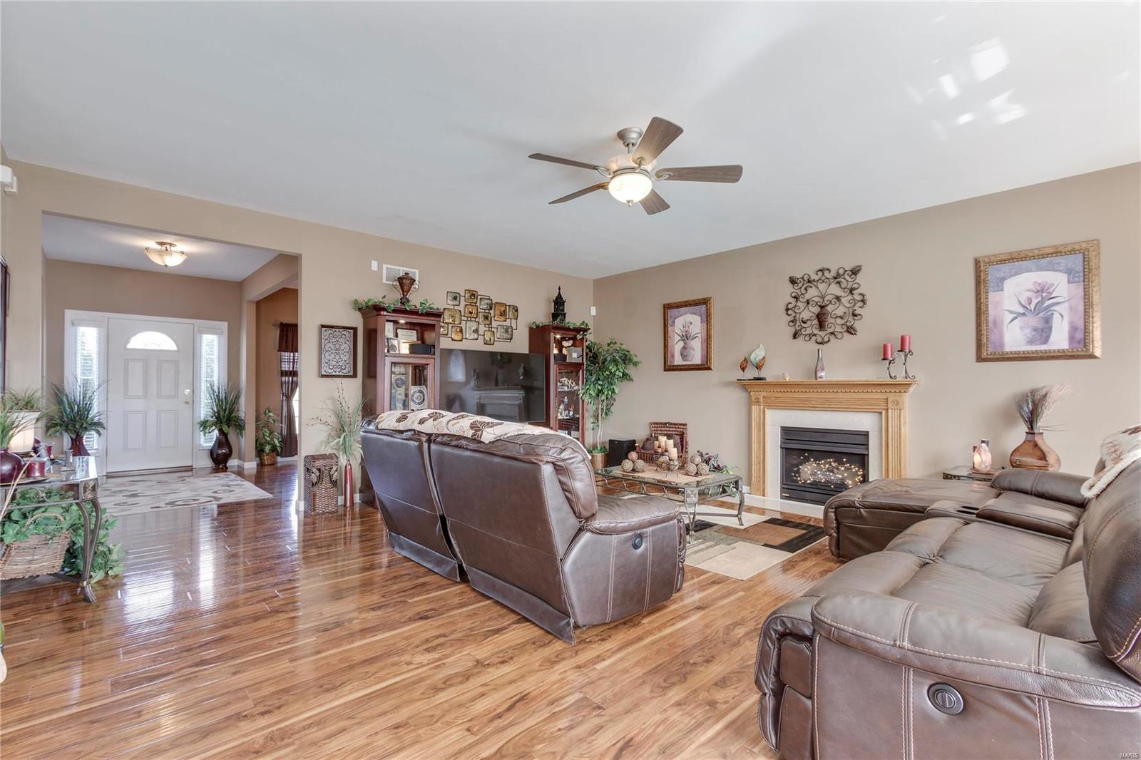 529 Rascal Crossing O'Fallon, MO 63366 - Photo 16 of 52