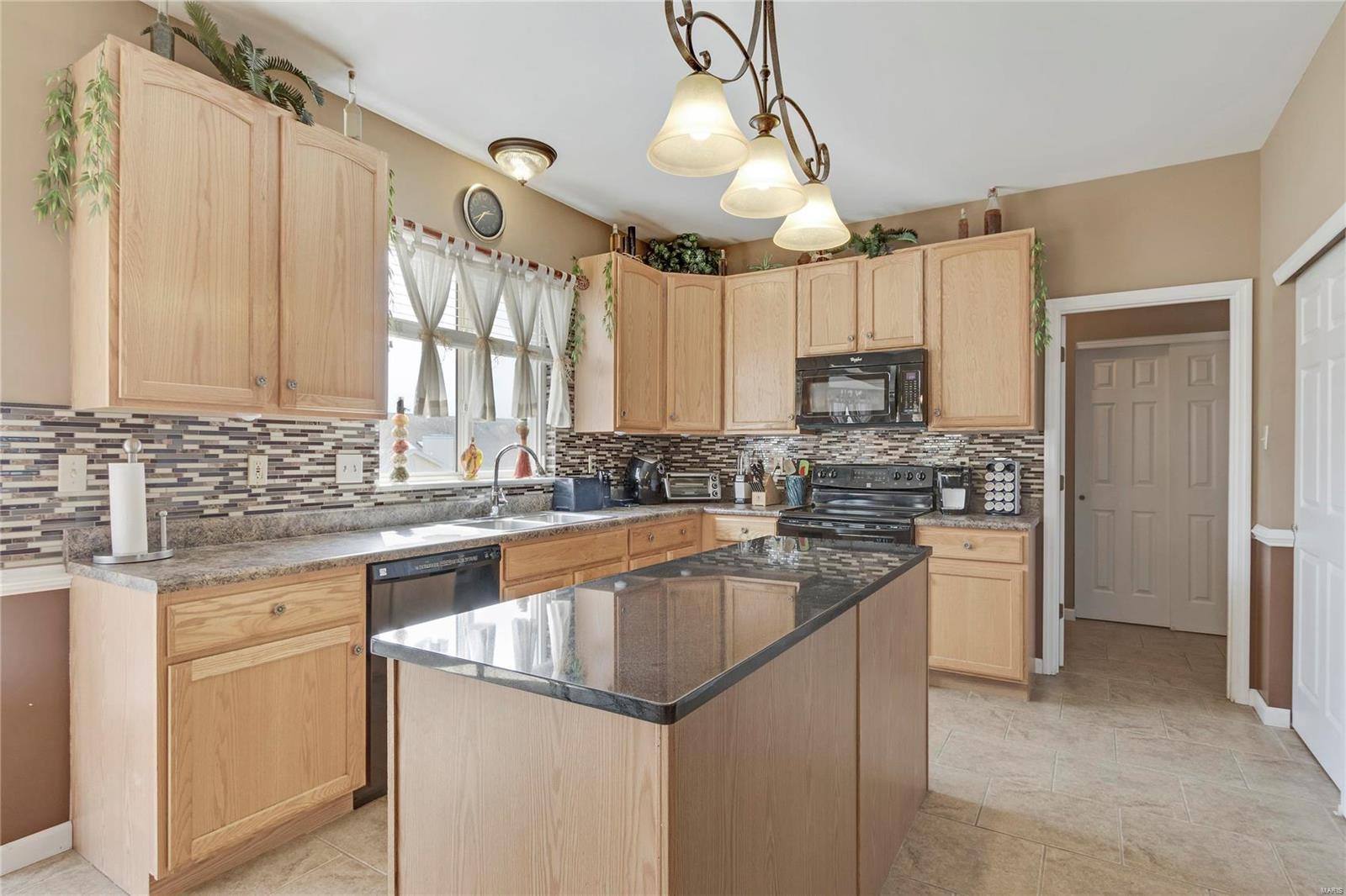 529 Rascal Crossing O'Fallon, MO 63366 - Photo 20 of 52