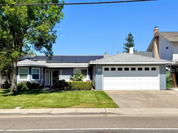 $575,000 | 575 East Milgeo Road, Ripon, CA 95366