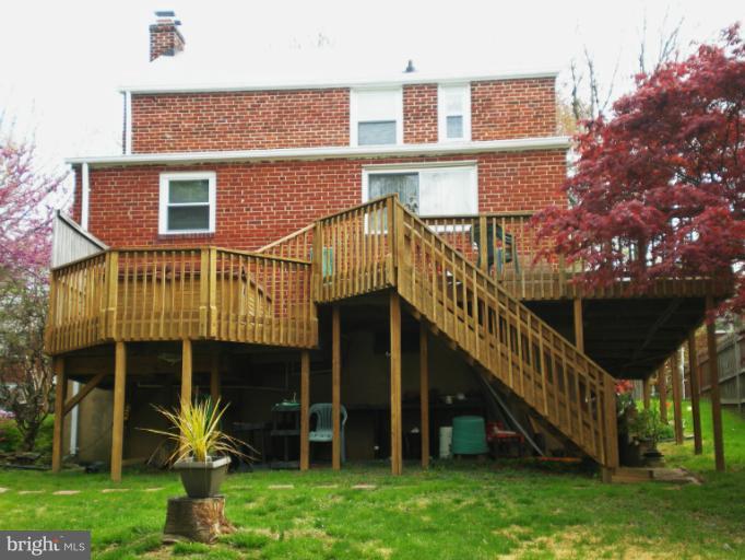 11710 Galt Avenue Silver Spring, MD 20902 - Photo 7 of 25 Exterior (Rear)