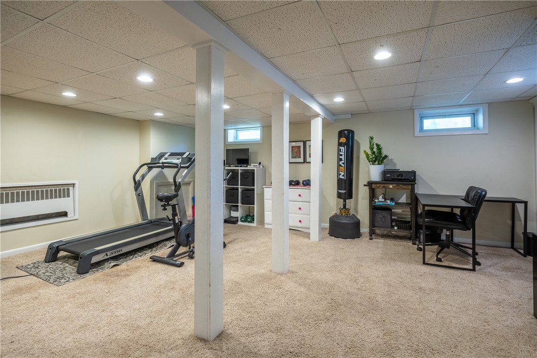33 Wilbur Road Lincoln, RI 02865 - Photo 37 of 50