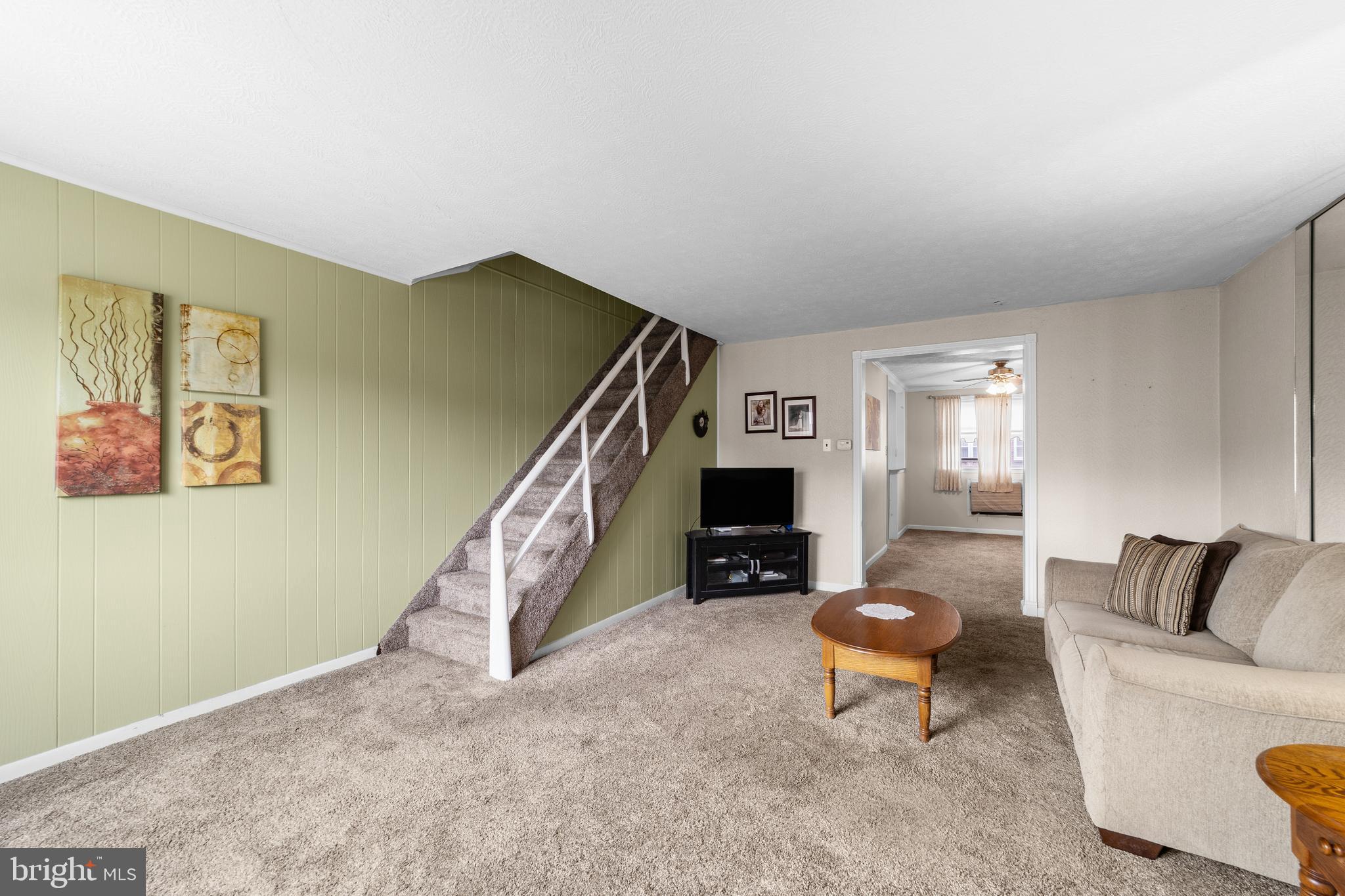 4514 Aberdale Road Philadelphia, PA 19136 - Photo 6 of 25 Gallery Image 6