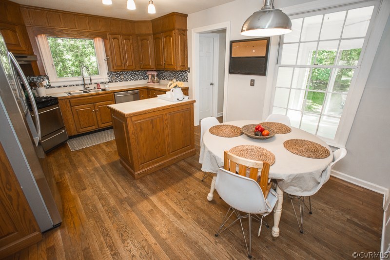 2711 East Brigstock Road Midlothian, VA 23113 - Photo 4 of 24
