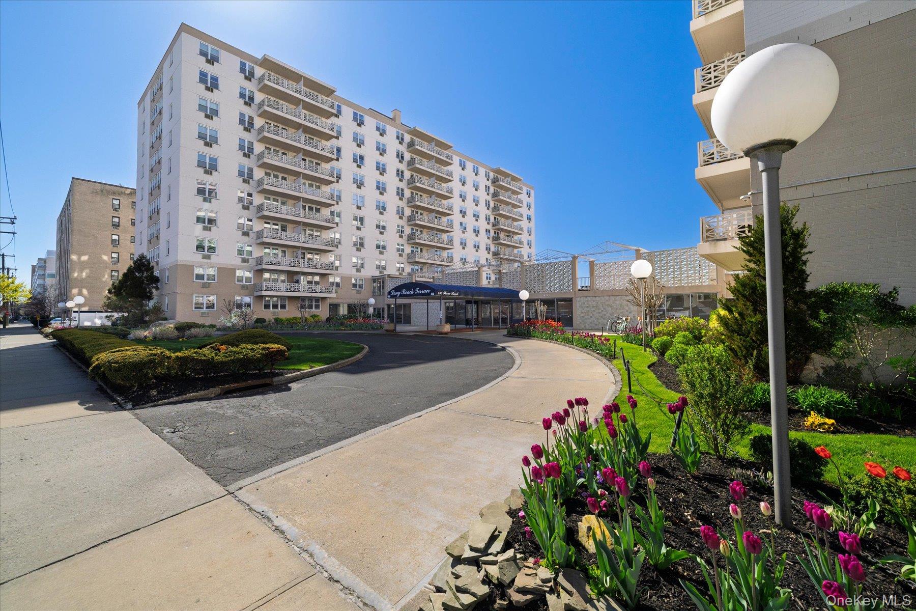 430 Shore Road, Unit 8H Long Beach, NY 11561 - Photo 3 of 43