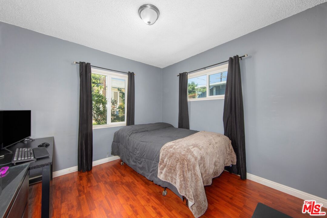 10151 Sharp Avenue Arleta, CA 91331 - Photo 15 of 25