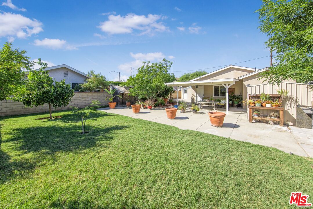 10151 Sharp Avenue Arleta, CA 91331 - Photo 20 of 25