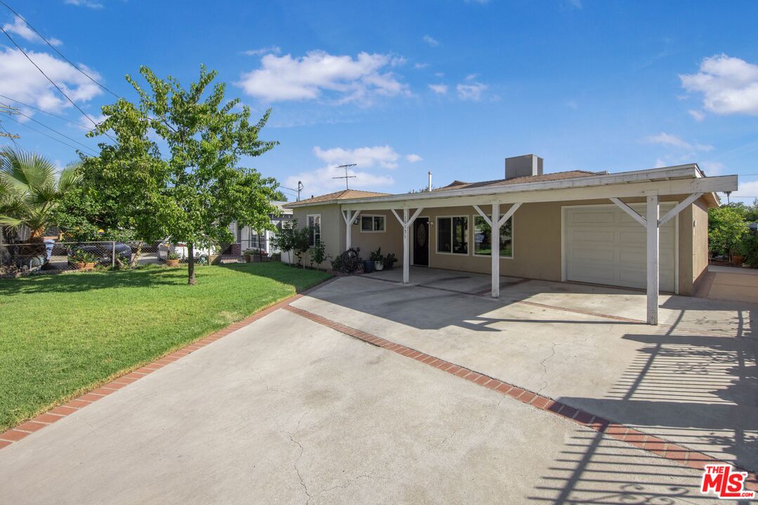 10151 Sharp Avenue Arleta, CA 91331 - Photo 2 of 25