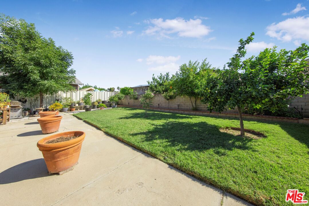 10151 Sharp Avenue Arleta, CA 91331 - Photo 22 of 25