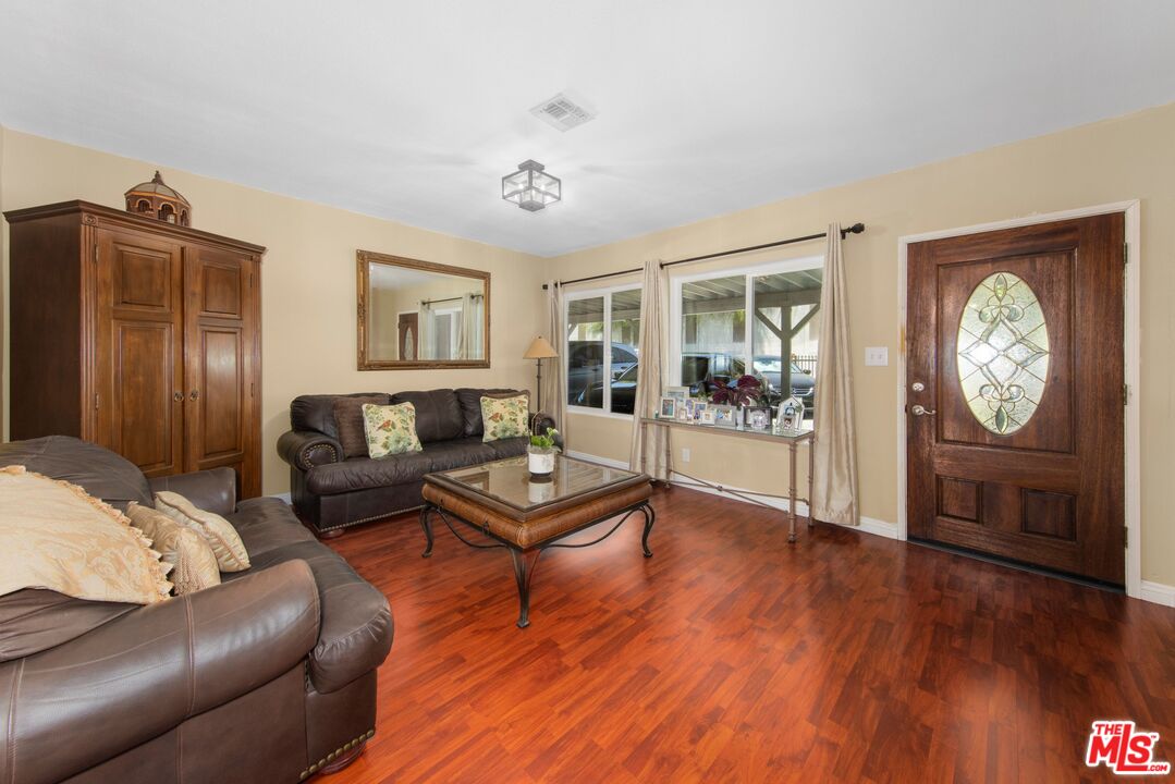 10151 Sharp Avenue Arleta, CA 91331 - Photo 4 of 25