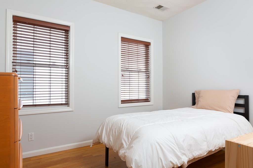 239 Spring Street, Unit 1 Medford, MA 02155 - Photo 12 of 21 Gallery Image 12