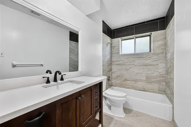 $1,800 | 12315 Chessington Drive, Houston, TX 77031