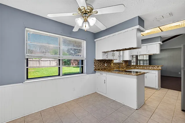 $1,800 | 12315 Chessington Drive, Houston, TX 77031